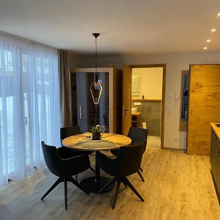 Living Mountain Apartment *