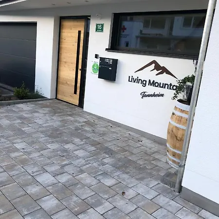 Apartment Living Mountain *