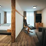 Living Mountain *